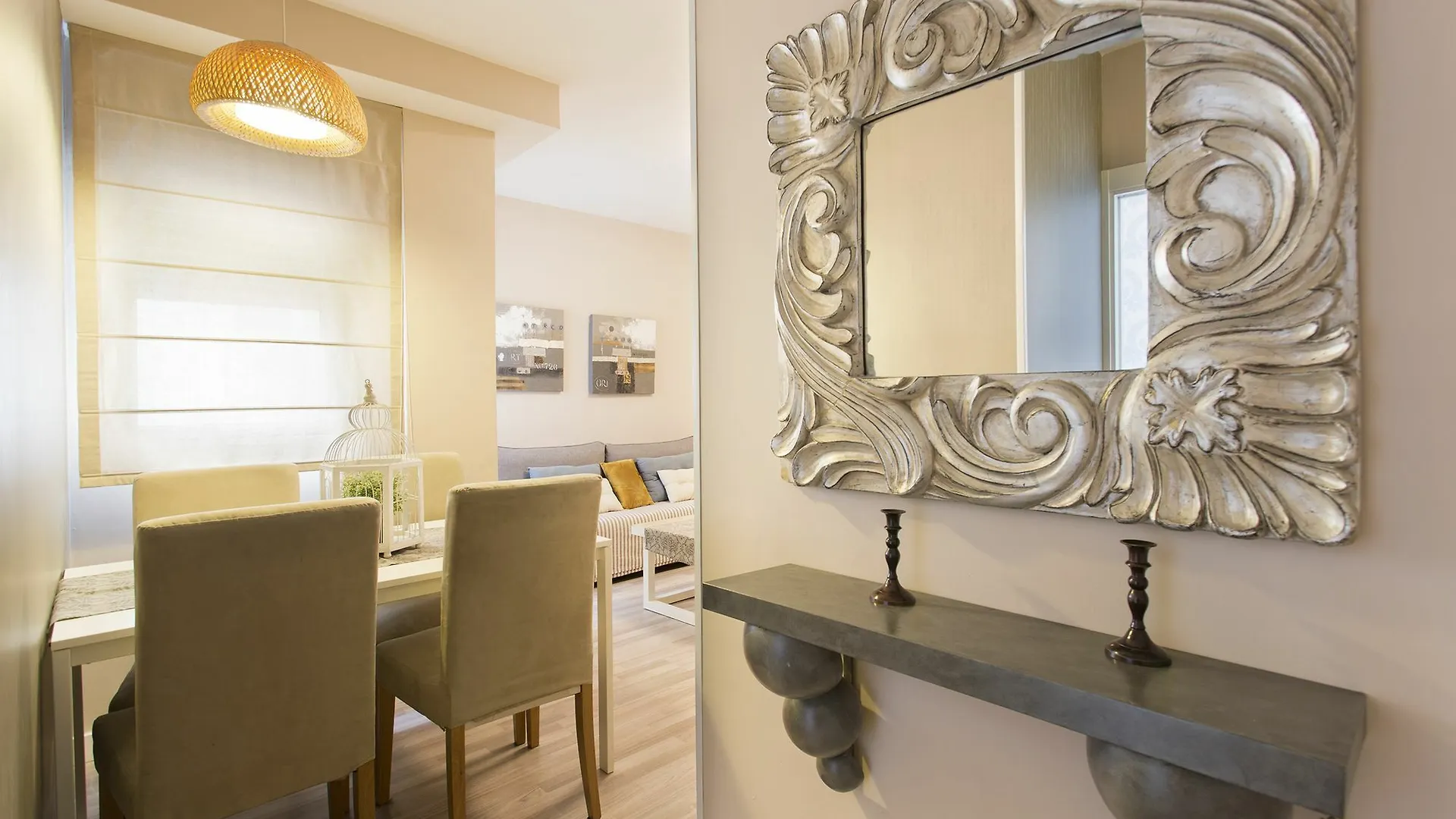 Apartment Tuanfitrion Suite Gran Via De Colon Granada Spain