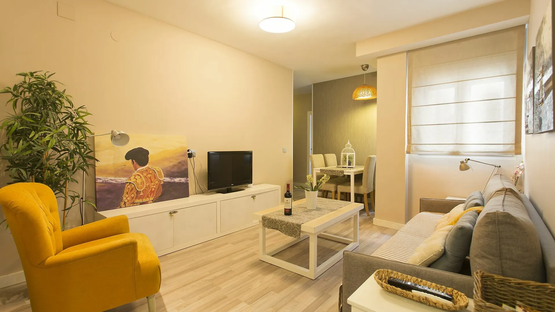 Apartment Tuanfitrion Suite Gran Via De Colon Granada