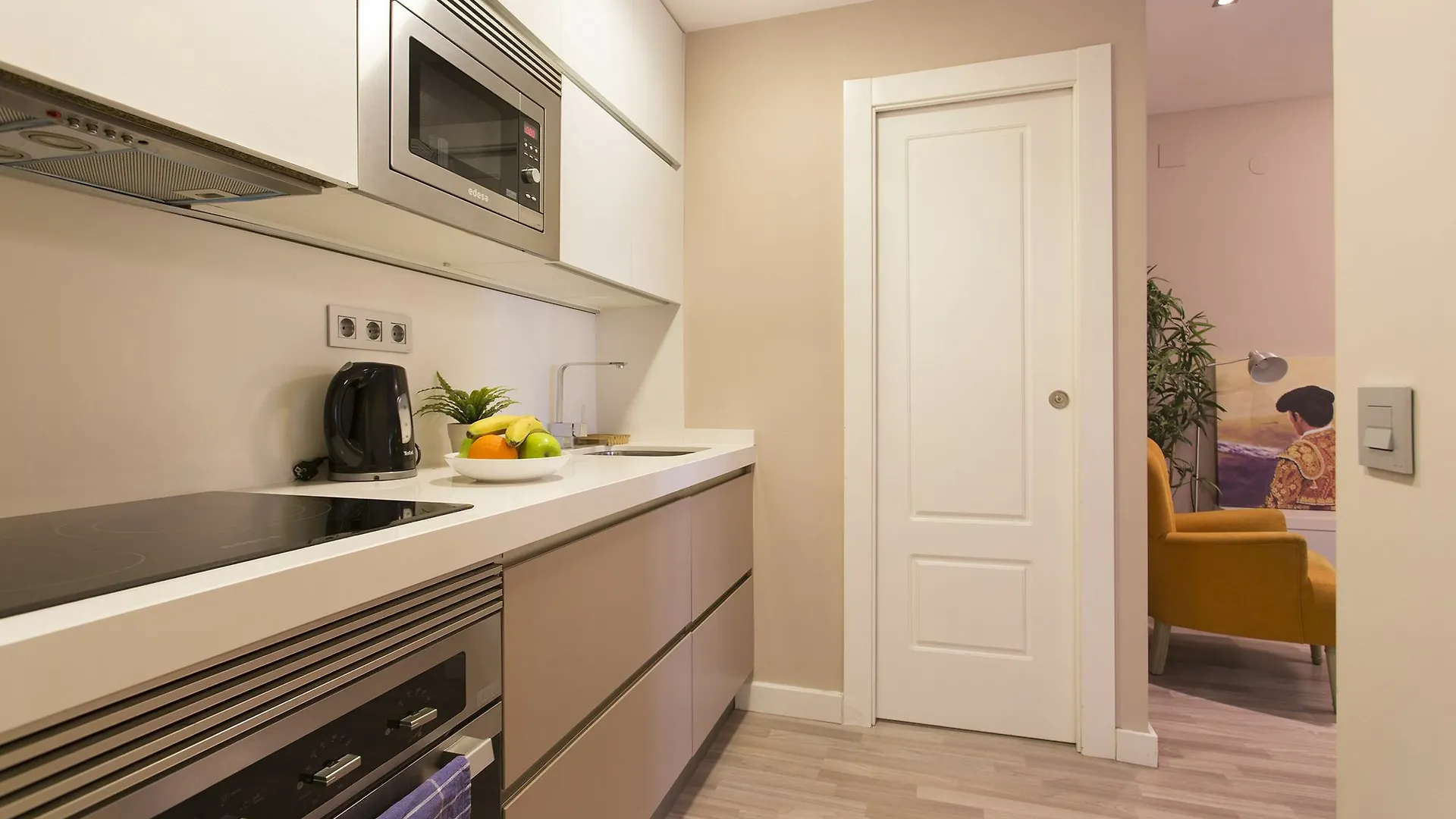Tuanfitrion Suite Gran Via De Colon Granada Spanien